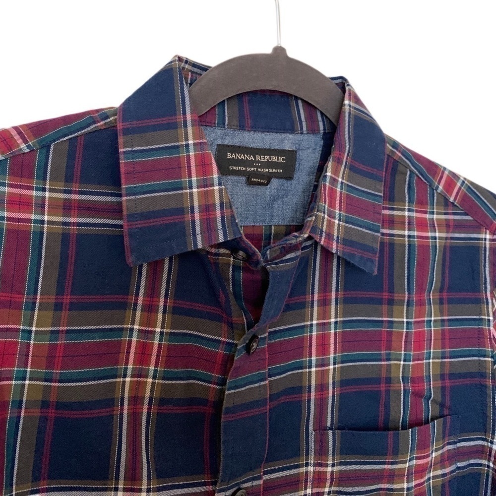 Banana Republic Plaid Long Sleeve Button Down - Picture 4 of 9